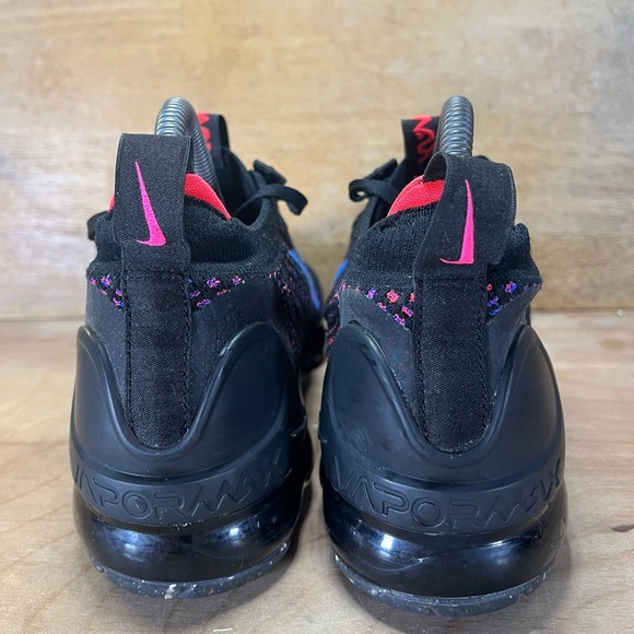 Nike Air VaporMax Flyknit Womens Sz 7.5 Running Shoes Sneakers Black Hyper Pink - Picture 5 of 12